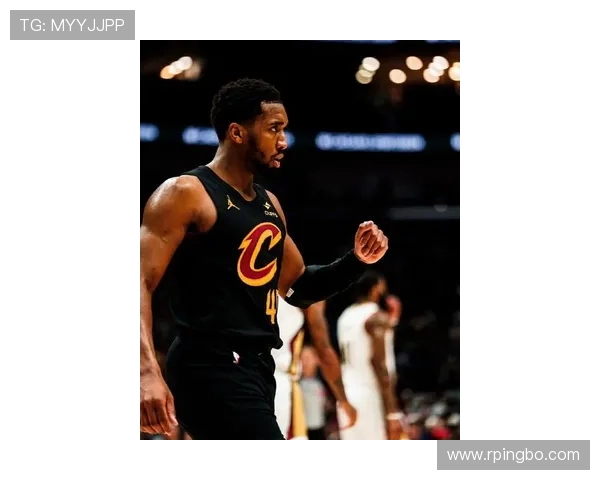 多诺万·米切尔高效突破提升关键时刻得分占比